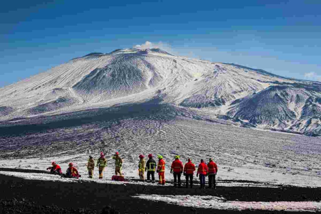 Tragedia sull'Etna: due escursionisti perdono la vita in una scarpata