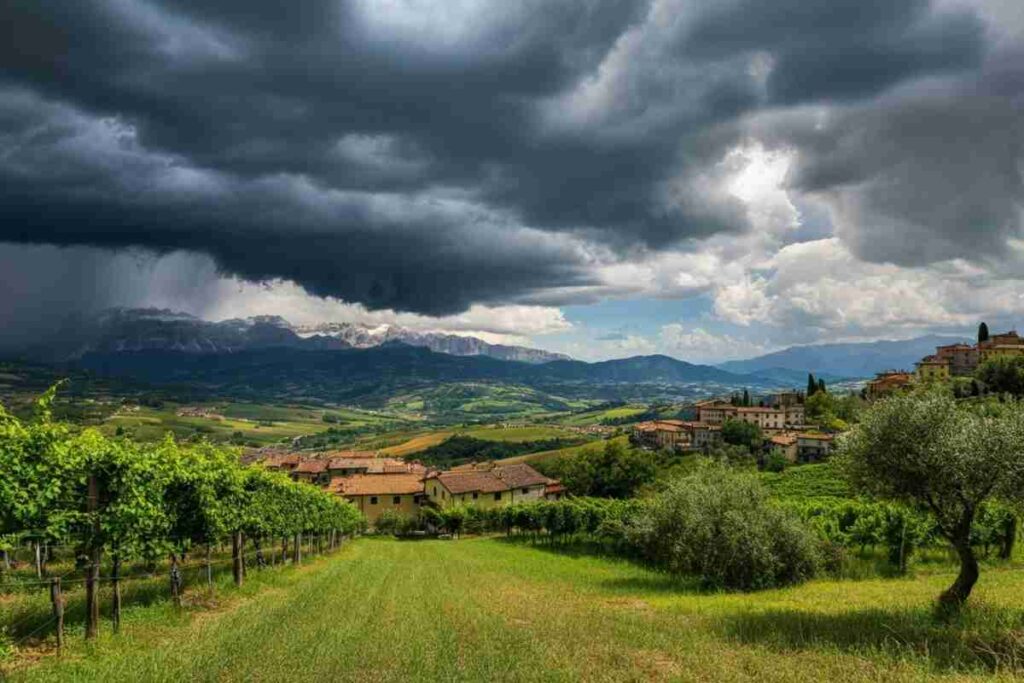 Maltempo in arrivo: ecco le regioni a rischio per oggi, domenica 9 ottobre